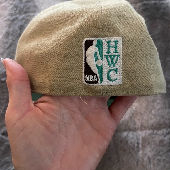 Men's New Jersey Nets Mitchell & Ness Khaki 35th Anniversary Hardwood Classics - Picture 5 of 10